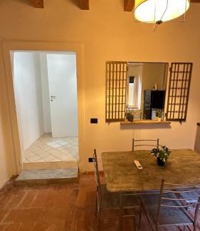 Palazzolo sull'Oglio Apartment | Appartamenti in Centro Storico a 15 min Dal Lago d'Iseo - Free Wi-Fi - AC