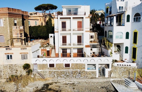 Santa Marinella Apartment | Appartamento 4 camere, scesa al mare privata