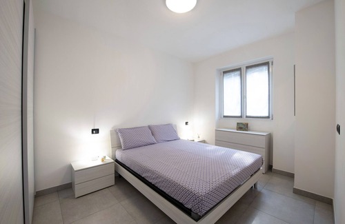 Nesso Apartment | Appartamento 6 Il Tornante with Lake & Mountain Views, Wi-Fi, A/C & Balcony