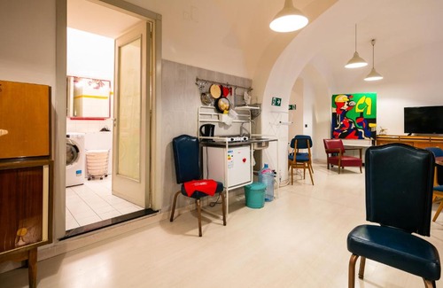 Quartieri Spagnoli Apartment | Appartamento a Palazzo Berio