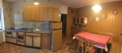 Cogolo House | Appartamento Cogolo con terrazza 7 posti