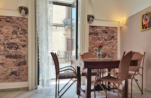 Old Town Apartment | Appartamento Esclusivo con Vista Duomo e 5 balconi