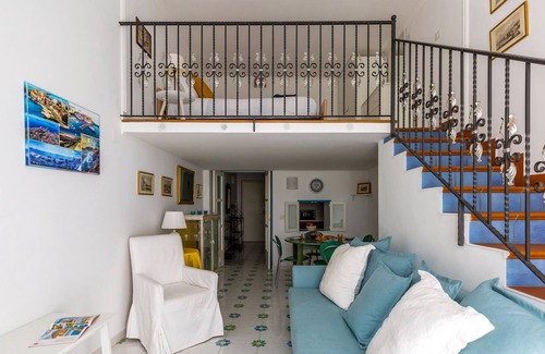 Pozzuoli Apartment | Appartamento Mare Blu by Wonderful Italy