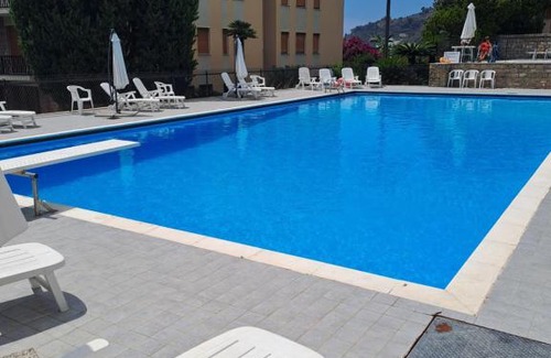 Ospedaletti Apartment | Appartamento per Famiglie!