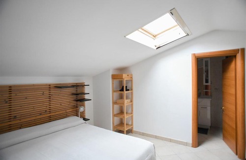 Zona XVI Torrenova Apartment | Appartamento spazioso+parcheggio a Romanina - Roma