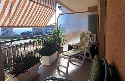 Vallecrosia Apartment | Appartamento - terrazzo vivibile vista mare, wi-fi gratuito