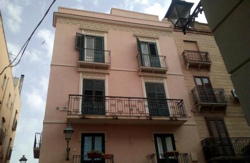 Trapani City Centre Apartment | Appartamento tra mare e storia