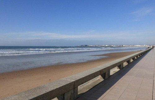 Saint-Gilles-Croix-de-Vie Apartment | Appartement Saint-Gilles-Croix-de-Vie, 3 pièces, 5 personnes - FR-1-224-623