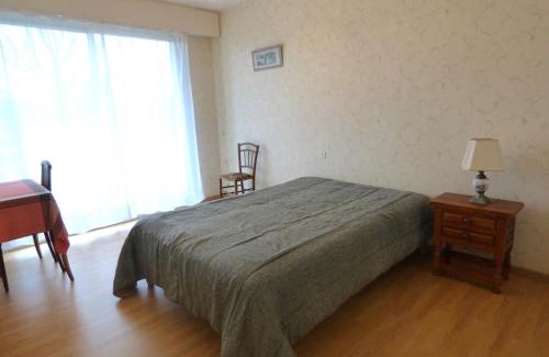 Saint-Gilles-Croix-de-Vie Apartment | Appartement Saint-Gilles-Croix-de-Vie, 3 pièces, 6 personnes - FR-1-428-73