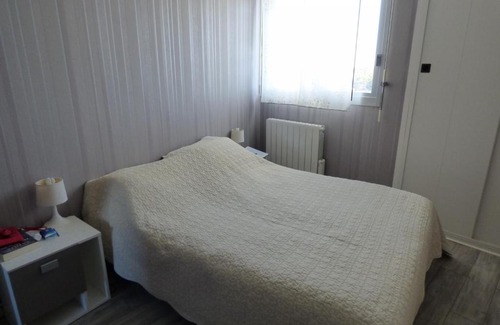 Saint-Gilles-Croix-de-Vie Apartment | Appartement Saint-Gilles-Croix-de-Vie, 3 pièces, 5 personnes - FR-1-428-82