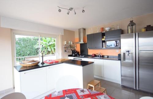 Evian-les-Bains Apartment | Appartement à Évian-les-Bains avec wifi, garage fermé et animaux admis - FR-1-498-40