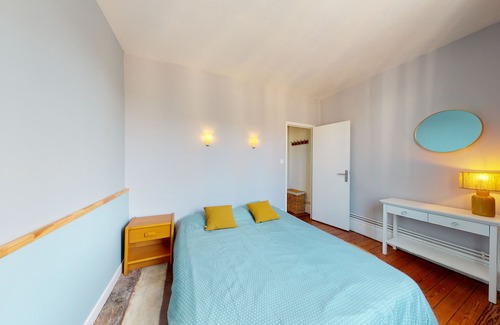 Anatole France Danton Apartment | Appartement à Deux pas de la Gare
