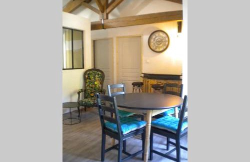 Fontaine-de-Vaucluse Apartment | Appartement à FONTAINE DE VAUCLUSE