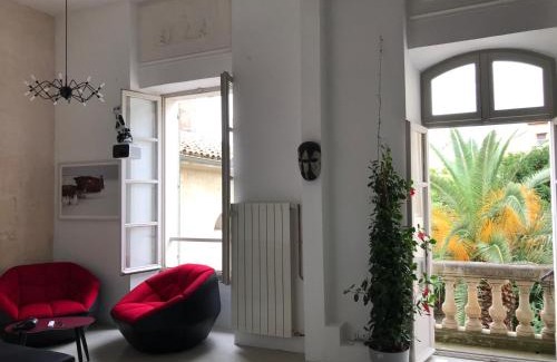 Arles City Centre Apartment | Appartement à la Roquette, dans l'Hotel de Divonne, classé.