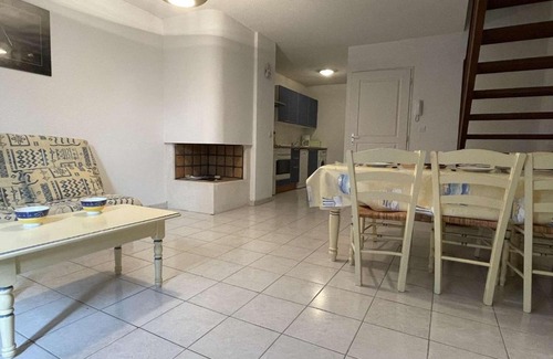 Saint-Martin-de-Re Apartment | Appartement 2 chambres avec terrasse, 4 personnes, Saint-Martin-de-Ré - FR-1-246C-21