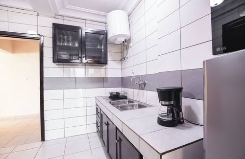 Douala Apartment | Appartement 2 Chambres Avec Parking et Vigile, Situé en Centre-ville