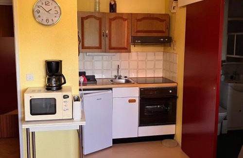 Villers-sur-Mer Apartment | Appartement 2 pièces avec parking privé, à 2 pas de la plage - FR-1-712-94