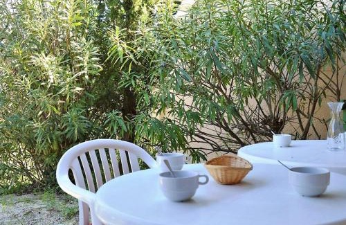 Le Lavandou Apartment | Appartement 2 pièces cabine, 6 couchages, avec piscine et terrasse ensoleillée au Lavandou - FR-1-251-235