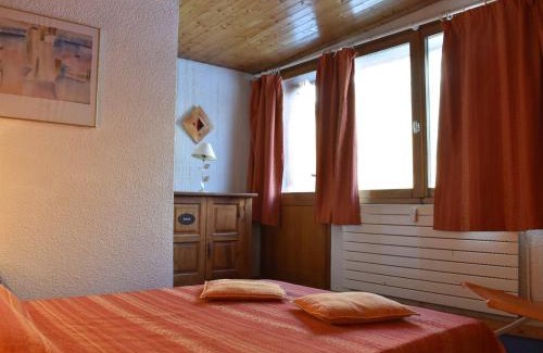 Meribel Apartment | Appartement 2 Pièces, Cabine, Balcon, Près des Pistes, 6 Pers - FR-1-180-95