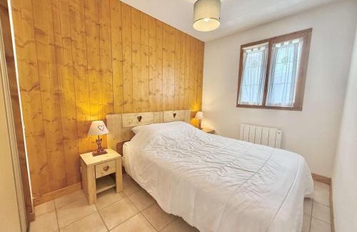 Praz-sur-Arly Apartment | Appartement 2 pièces cabine à Praz-sur-Arly - 6 personnes avec parking - FR-1-603-10