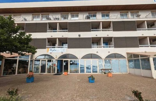Saint-Pierre-la-Mer Apartment | Appartement 3 étoiles - ccbbdge