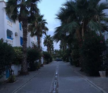 Sidi Mahrsi Apartment | Appartement 3 chambres bords de mer Hammamet