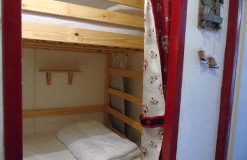 Valfrejus Apartment | Appartement 3 pièces idéal à Valfréjus, 100m télécabine, balcon sud, 6 pers, draps inclus - FR-1-561-71