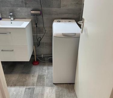 Rillieux-la-Pape Apartment | Appartement 3 pièces pour 1 à 5 voyageurs
