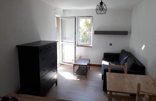 Genos Apartment | Appartement 4-5 personnes au pied des pistes de Val Louron