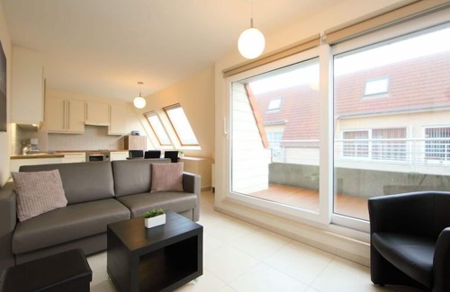 Bredene Apartment | Appartement 502 by Interhome
