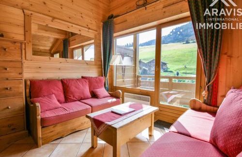 Le Grand-Bornand Apartment | Appartement 6-8 pers, 2 ch + mezzanine, centre ville, face pistes, wifi, garage - FR-1-391-92