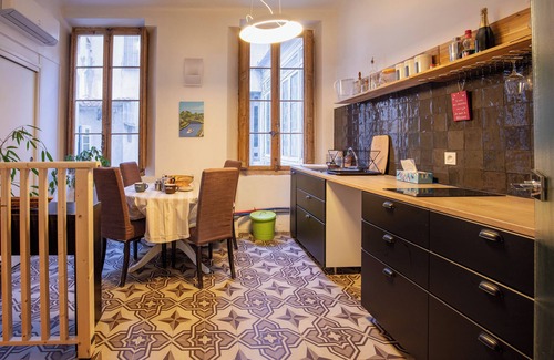 Beziers City Centre Apartment | Appartement Atypique en Suplex au Style Industriel en Plein Cœur de Béziers