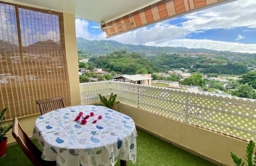 Papeete Apartment | Appartement au Centre Ville, Piscine, vue et Wifi