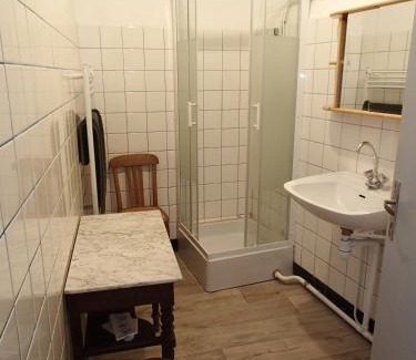 Gissac Apartment | Appartement Authentique Montaigut
