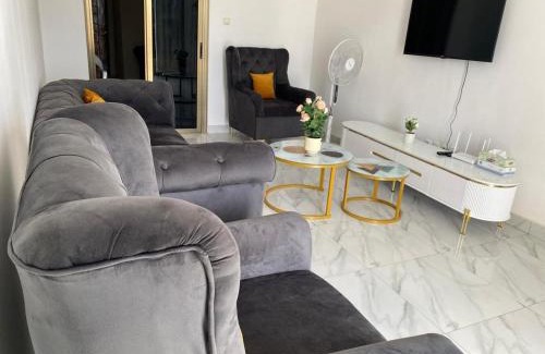 Grand Dakar Apartment | Appartement avec gardien et ascenseur caméra de surveillance 24 h sur 24 h non loin du centre ville