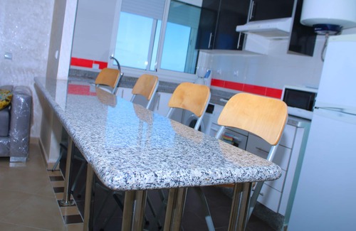 Bouznika House | Appartement Avec Piscines à 3km de la Plage