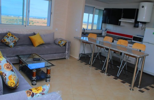 Bouznika House | Appartement Avec Piscines à 3km de la Plage