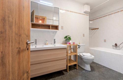 Montana Apartment | Appartement avec terrasse, proche du centre