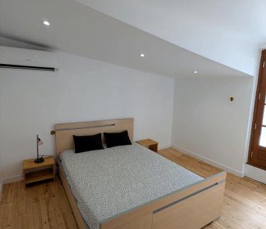Saint-Mathieu Apartment | Appartement avec toît terrasse