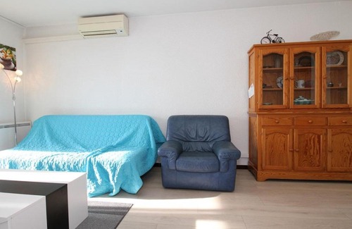 Balaruc-les-Bains Apartment | Appartement Balaruc-les-Bains, 2 pièces, 2 personnes - FR-1-553-17