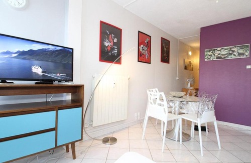 Balaruc-les-Bains Apartment | Appartement Balaruc-les-Bains, 1 pièce, 4 personnes - FR-1-553-63