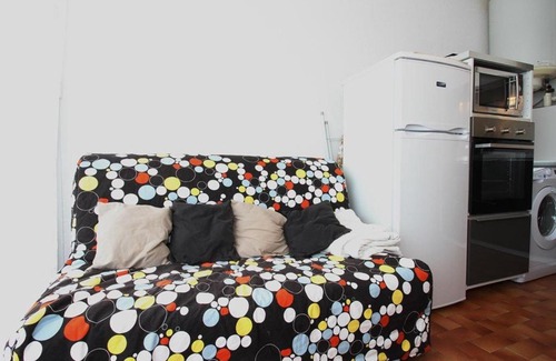 Balaruc-les-Bains Apartment | Appartement Balaruc-les-Bains, 1 pièce, 4 personnes - FR-1-553-70