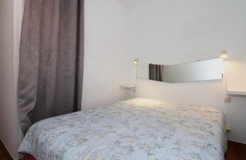 Balaruc-les-Bains Apartment | Appartement Balaruc-les-Bains, 1 pièce, 4 personnes - FR-1-553-70
