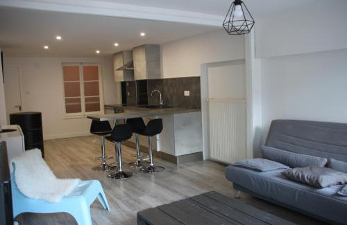 Metz-Centre – Ancienne Ville Apartment | Appartement Champé