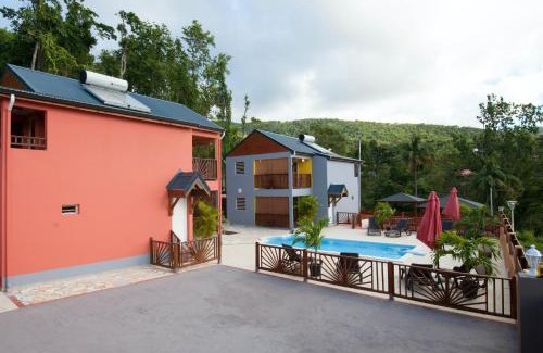 Cafeiere Apartment | Appartement charmant à Deshaies, piscine partagée, 46 m²