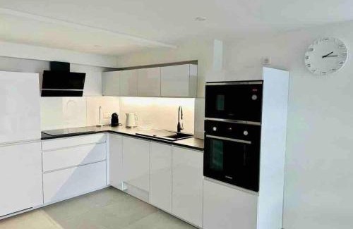 Excenevex Apartment | Appartement charmant avec vue sur le lac à Excenevex - 70 m²