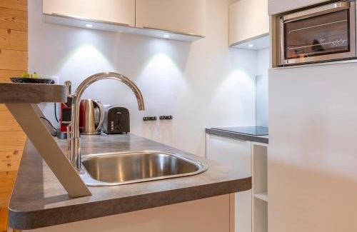 Avoriaz Apartment | Appartement charme 2 pièces cabine avec balcon, cheminée et Wifi à Avoriaz - FR-1-314-191