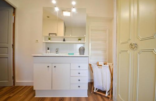 Bezouce Apartment | Appartement Climatisé Bezouce