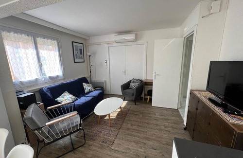 Le Barcares Apartment | Appartement Climatisé T3 avec Piscine, Proche Plage et Commerces - Le Barcarès - FR-1-81-573