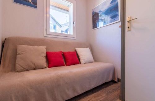 Saint-Lary-Soulan Apartment | Appartement Confortable pour 4 à Saint-Lary Village, Proche Thermes et Télécabine - FR-1-296-356